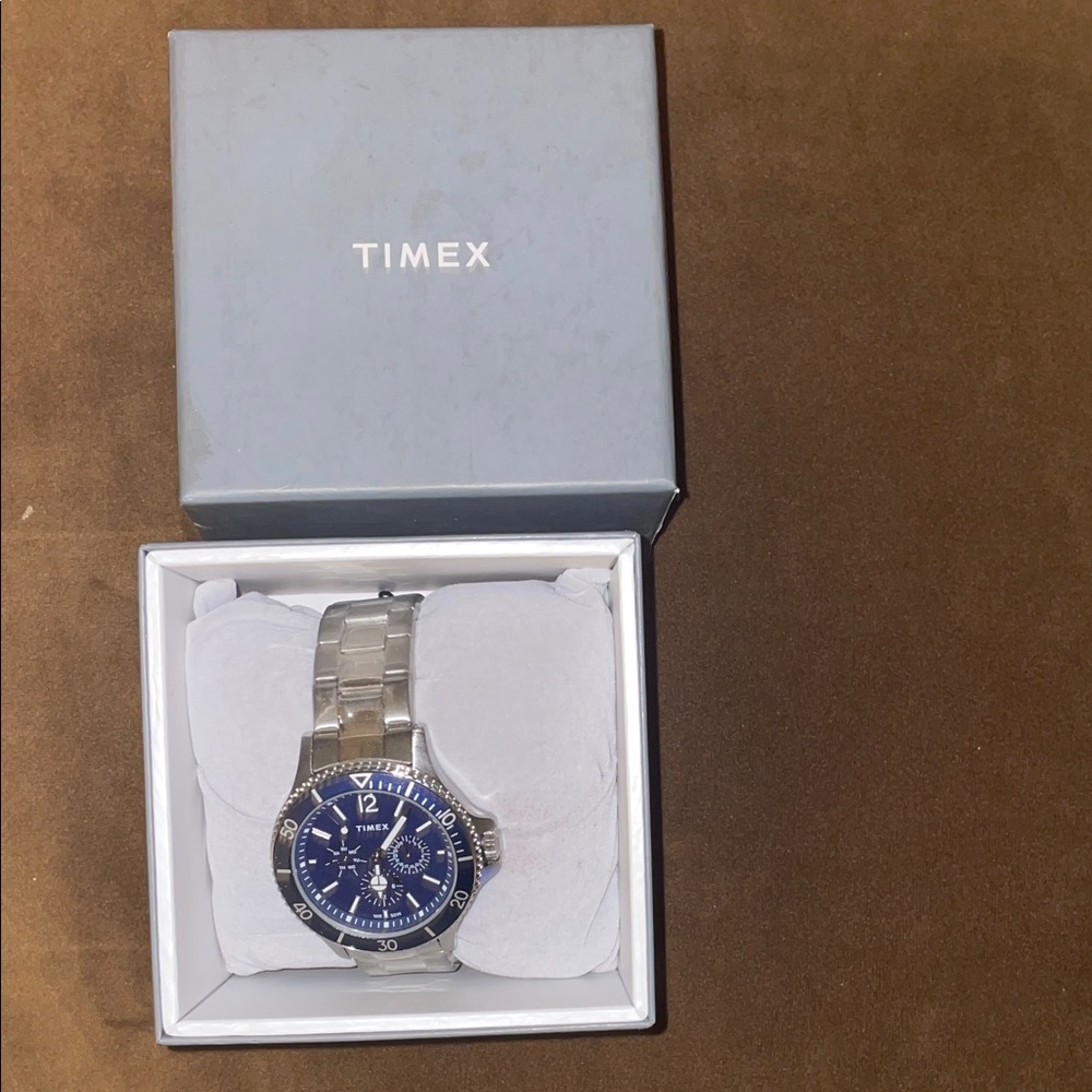 Timex Men's Watch with Silver Band and Blue Dial